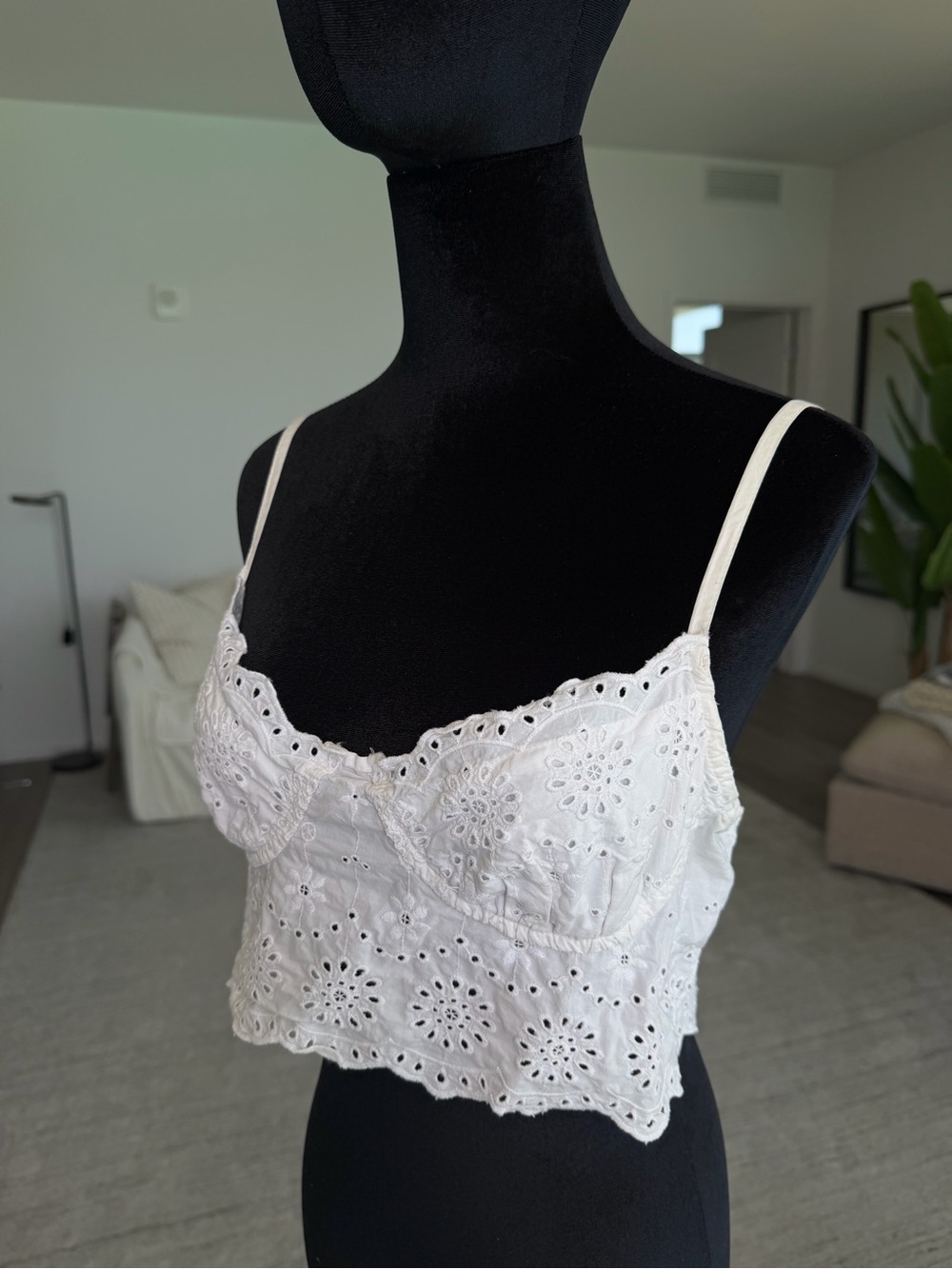BERSHKA White Cropped lace Top with trim - size L - Preloved - good condition.